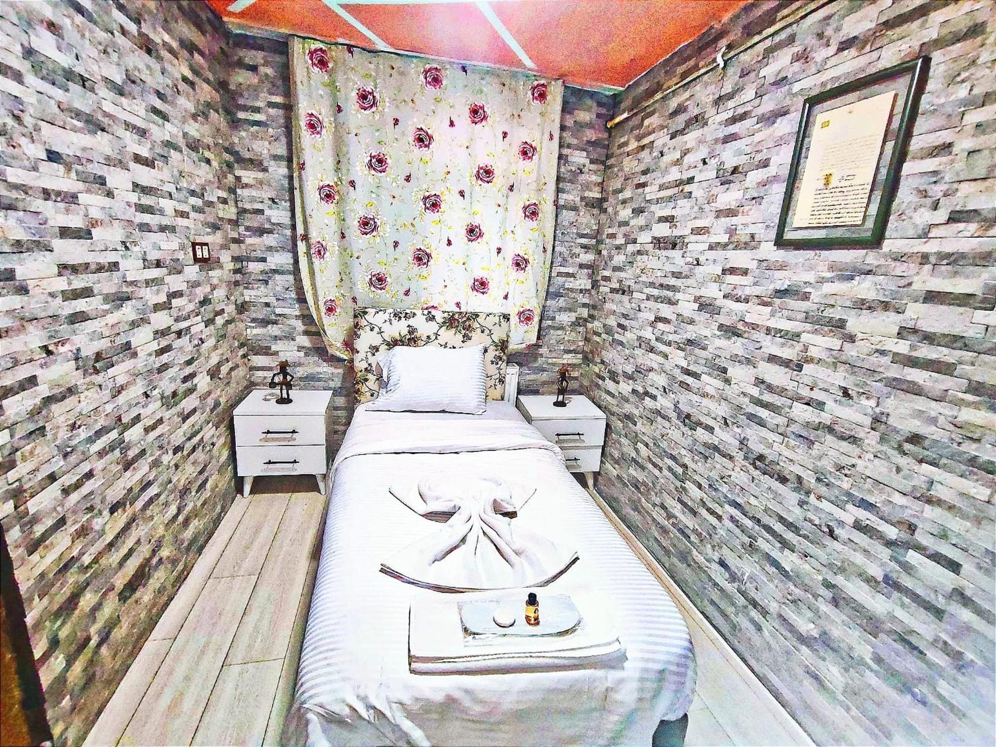 Taksim Luxurious Style Hotel อิสตันบูล ภายนอก รูปภาพ